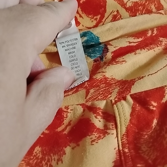 LuLaRoe Chihuahua Print Leggings - Picture 4 of 8